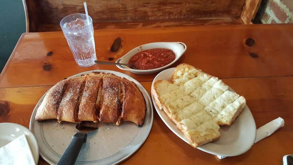 Thirty Seventh Street Pizzaria photo 2